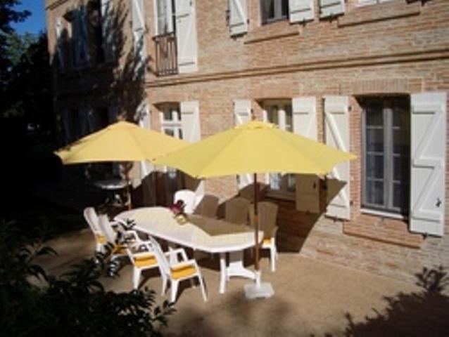 Le Platane Bed & Breakfast Lafrancaise Exterior photo